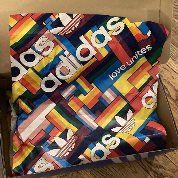 Adidas Originals Stan Smith Pride Special Edition - Picture 11 of 11